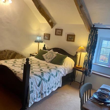 뉴턴애벗 Corndonford Farm B&B 외부 사진